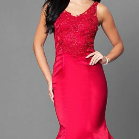 V-neck sleeveless dress - Picture 5 of 6